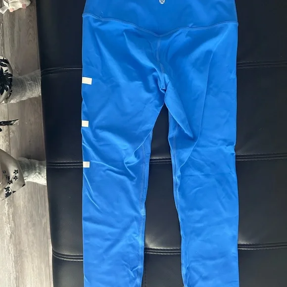 lululemon athletica Kids Blue Leggings - Picture 2 of 2